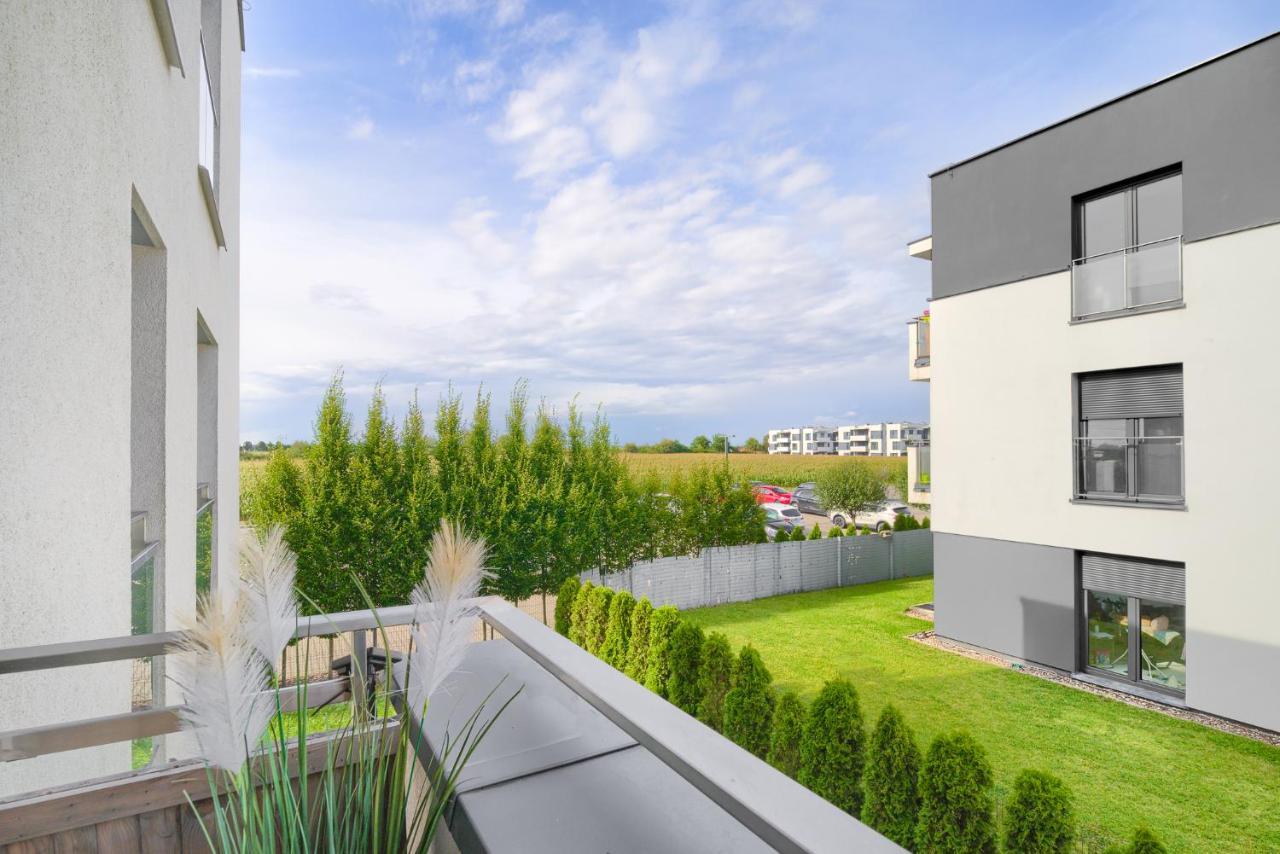 Poznan Grafitowa Modern Apartment Экстерьер фото